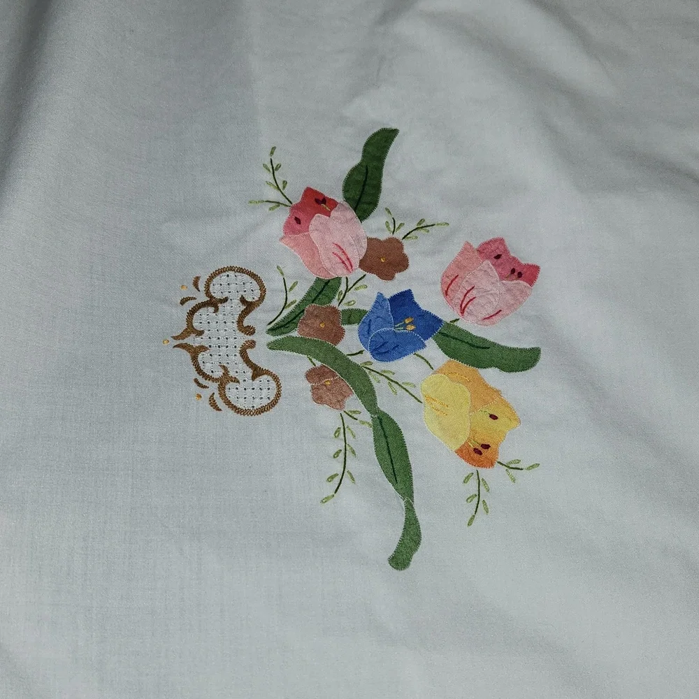 Vintage Floral Embroidered White Tablecloth With Multicolor Oblong 64